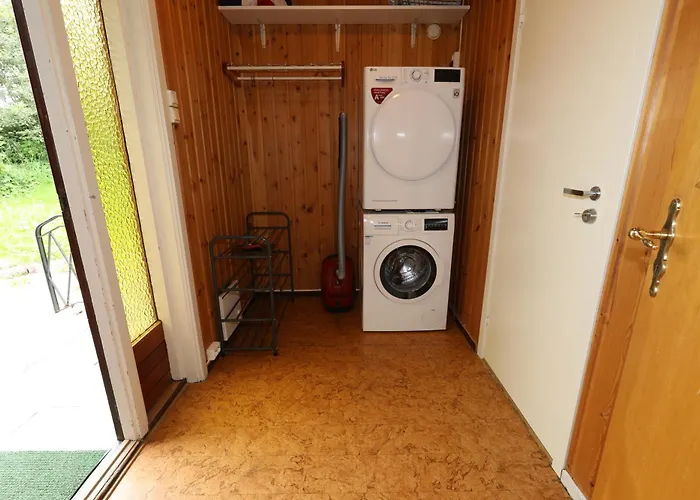 Close To Center, 1,2 Km, 5 Bedrooms, View Apartmán Tromsø
